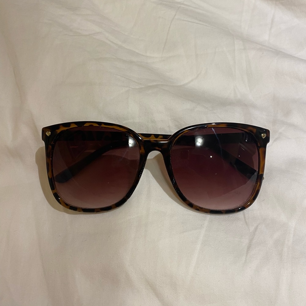 Betsey Johnson Square Sunglasses Tortoise Shell